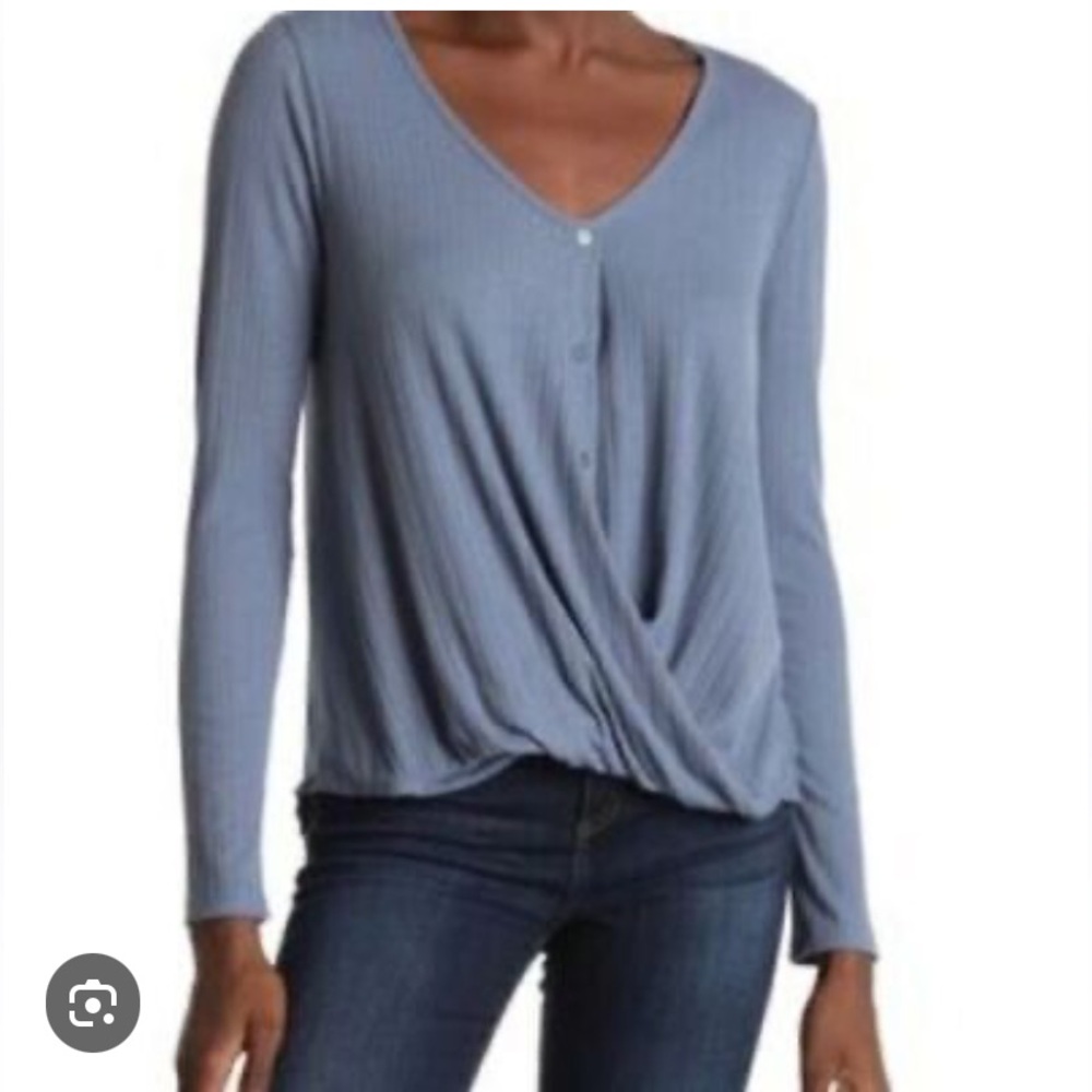 White Willow Nordstrom Faux Wrap Textured Button Front Top XS NWT